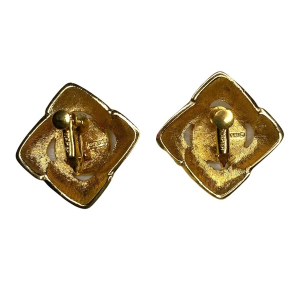 Vintage 80s signed NAPIER maximalist faux pearl gold tone‎ screw back earrings - Picture 7 of 9